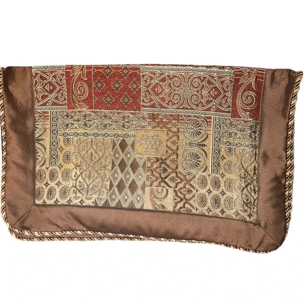 Set Is‎ 2 King tapestry Pillow Shams With Roping Vintage - Picture 7 of 7